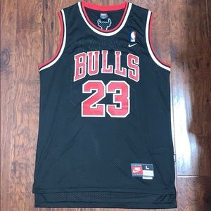 Michael Jordan NBA Bulls Jersey (Nike) sz Large